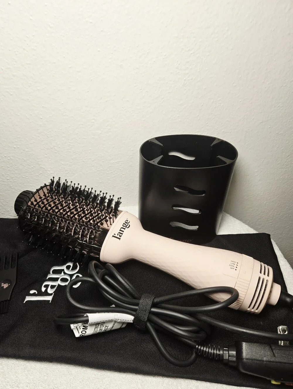 L'ange Le Volume 2-in-1 Titanium Brush Dryer 75mm Blush Pink Hot Air Brush